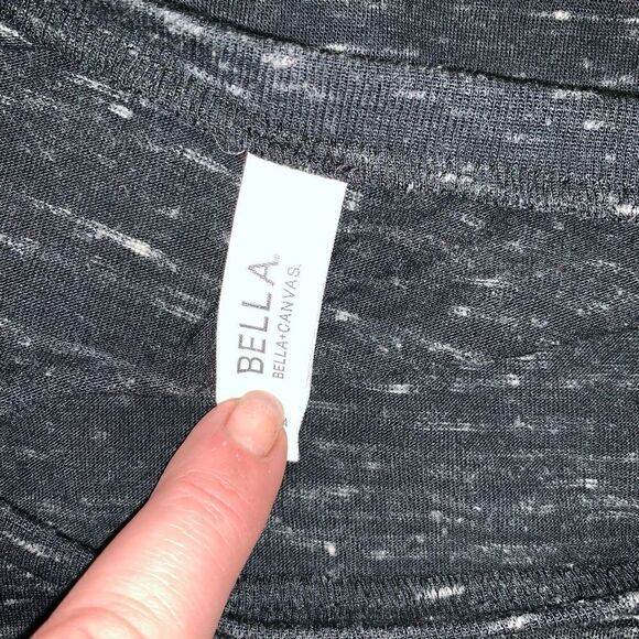 🛍️Bella Mimosas Made Me Do It t-shirt - Picture 2 of 8